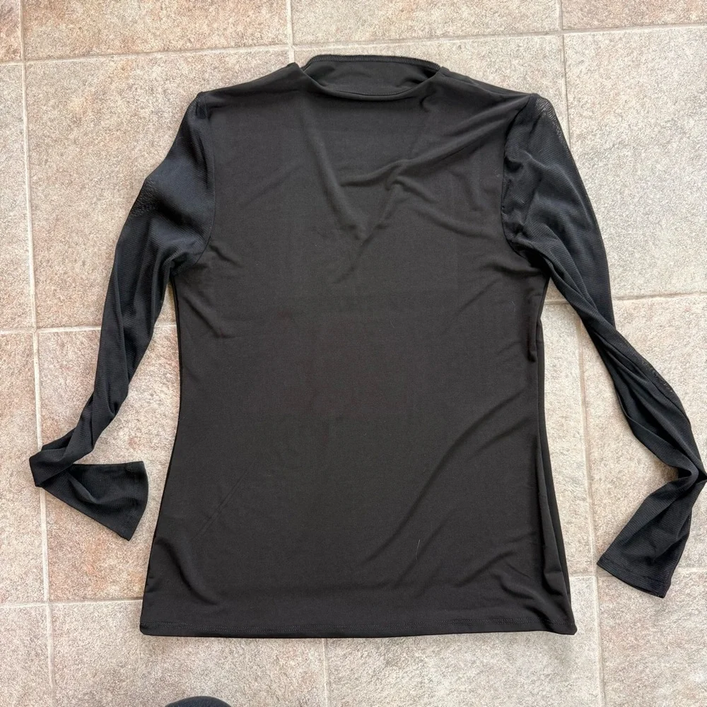 Catherine Malandrino Black V-Neck Mesh Long Sleeves Top